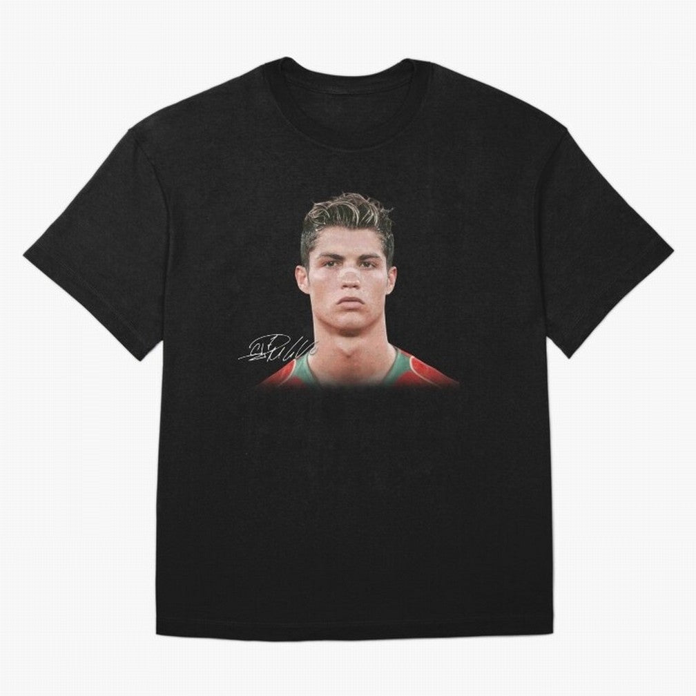 Cristiano Ronaldo T-Shirt Big Face Young Ronaldo Graphic Tee Oversized T-Shirt Celebrate Football Heritage in the FIFA World Cup 2026 Journey through Messi, CR7 and Mbappe Highlights, Portugal, Spain and Germany Pride, Global Supporter Spirit,