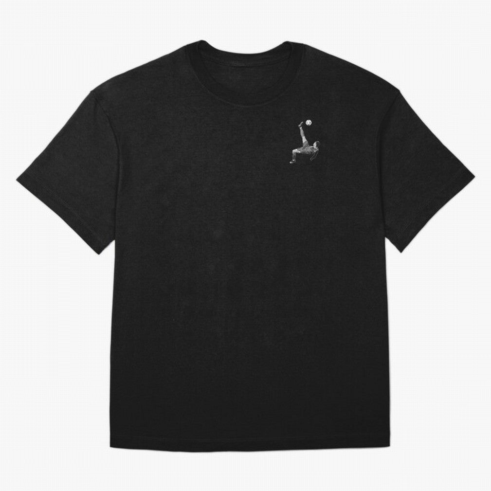 The fallback (b / w) Oversized T-Shirt Capture Stadium Memories from FIFA World Cup 2026 Group Stage Spirit, Centered on Argentina and Brazil, Messi, Global Supporter Spirit, Legendary Goals, National Colors and Tournament Celebration; Perfect for