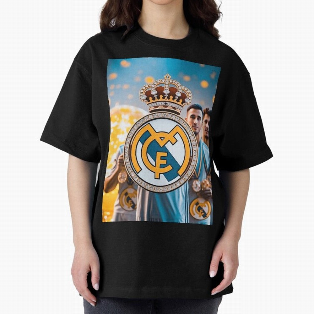 El Medall¨®n Del Real Madrid Oversized T-Shirt Celebrate the Biggest Stage of FIFA World Cup 2026 Group Stage Built around Messi and Cristiano Ronaldo, Brazil Energy, Fan Favorite Moments, National Team Passion, Big Match Drama and Soccer History;
