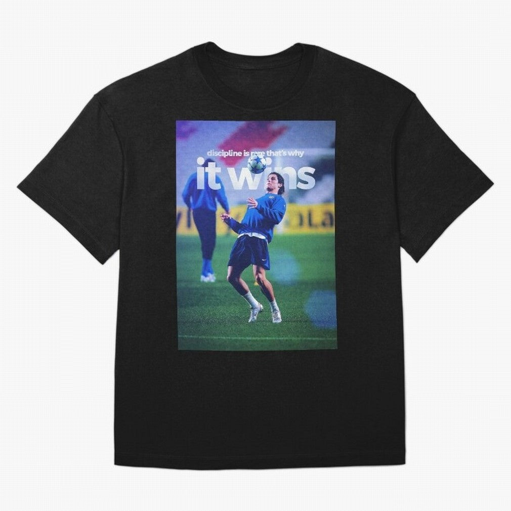 Cristiano Ronaldo - Discipline is rare that's why it wins Oversized T-Shirt Back Your Heroes with FIFA World Cup 2026 Spirit, Featuring Brazil, Portugal and Argentina, Mbappe, Worldwide Fan Energy, Dramatic Goals, Stadium Lights and Championship