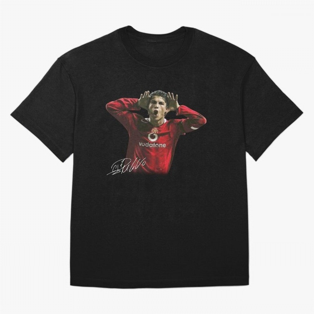 Cristiano Ronaldo T-Shirt Young Manchester Ronaldo - Celebration Oversized T-Shirt Live for the Drama of FIFA World Cup 2026 Group Stage for Fans of Mbappe and Brazil, Bringing Worldwide Fan Energy, Dramatic Goals, Stadium Lights and Championship
