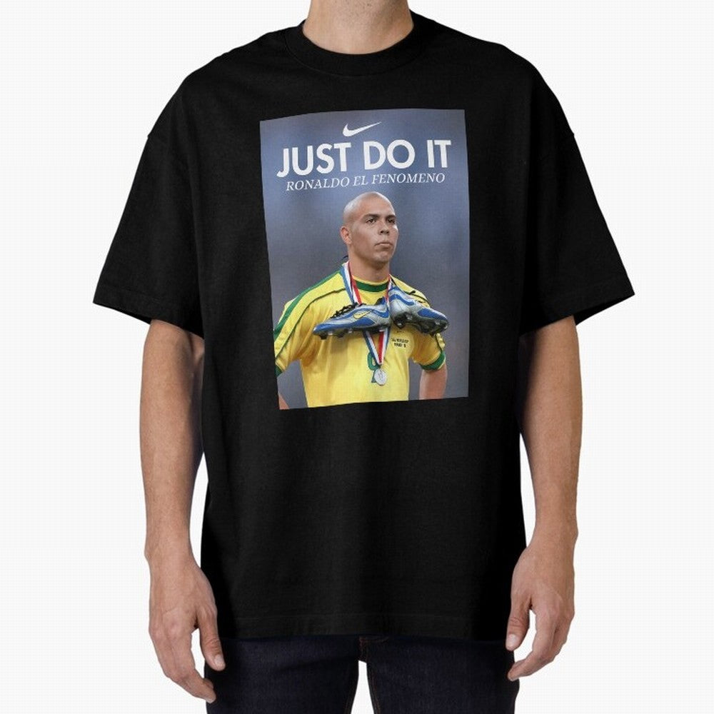 Ronaldo Fenomeno Ronaldo Nazario Vintage Sports Decor Living Room Decor For Walls Sports Bedroom Decor Game Room Decor R9 Oversized T-Shirt Bring Champion Energy into Match Day Hype around FIFA World Cup 2026 USA Canada Mexico, Cristiano Ronaldo,