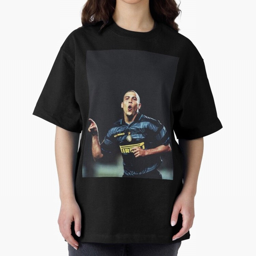 IL FENOMENO Oversized T-Shirt Celebrate Global Football Passion for FIFA World Cup 2026 Group Stage, Made for Cristiano Ronaldo, Haaland and CR7, Brazil, Tournament Hype, Historic Matchups, Family Viewing Parties and Global Sports Pride; Ideal for