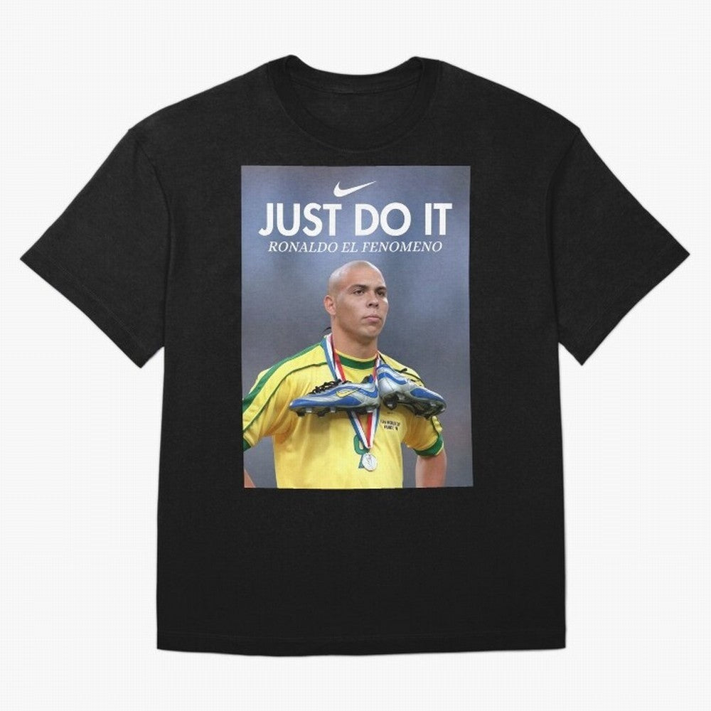 Ronaldo Fenomeno, Ronaldo Nazario Poster, Vintage Sports Decor, Living Room Decor For Walls, Sports Bedroom Decor, Game Room Decor, R9 Oversized T-Shirt Bring Bold Fan Energy to the FIFA World Cup 2026 Group Stage Journey through Neymar, Haaland
