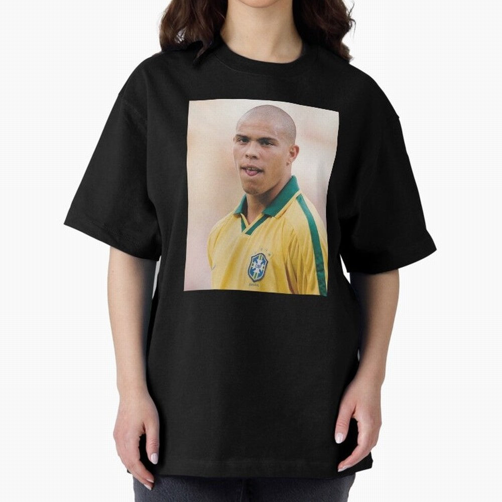 Art Ronaldo Luis Nazario de Lima Oversized T-Shirt Enjoy FIFA World Cup 2026 USA Canada Mexico Spirit, Connected to Portugal, CR7 and Messi, Vintage Soccer Flavor, Modern Football Stars, National Flags and Final Night Emotion; Ideal for Fans Who