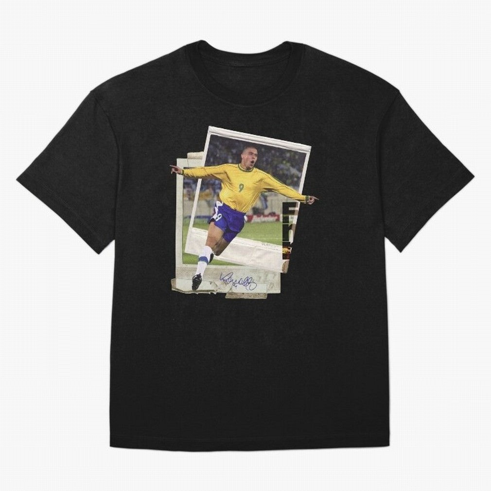 Ronaldo the phenomenon Oversized T-Shirt Relive the Noise and Pride of the FIFA World Cup 2026 USA Canada Mexico Journey through Neymar, Haaland and Cristiano Ronaldo Highlights, England Pride, Stadium Memories, Football Loyalty, International