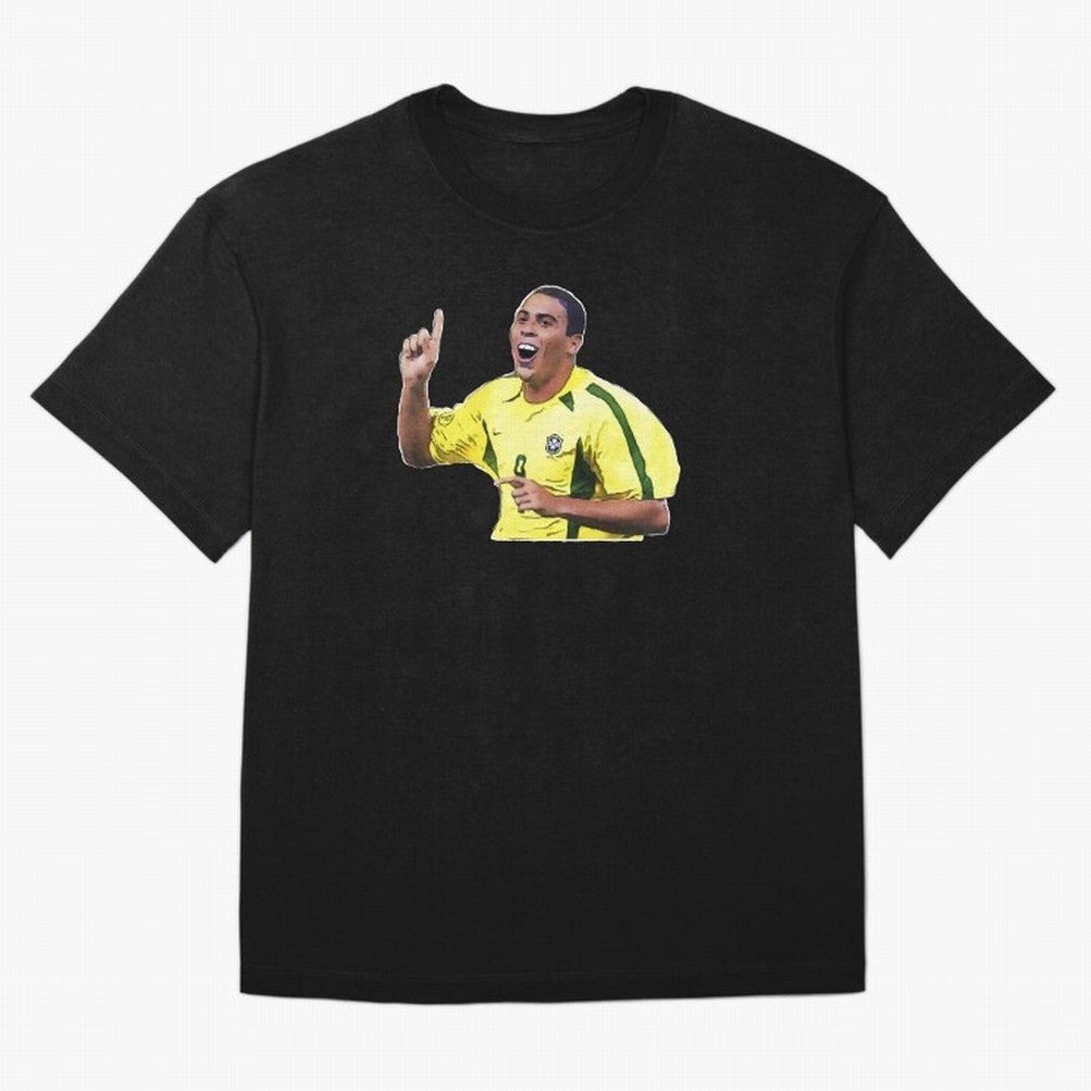 Ronaldo R9 - Brazil Oversized T-Shirt Fuel Your Fan Pride for FIFA World Cup 2026 Group Stage Highlighting Messi, Brazil Energy, Match Day Excitement, Supporter Culture, Golden Goals and Global Football Passion; Created for Match Day Parties,