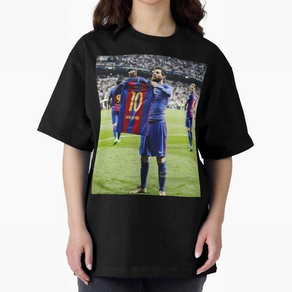 Lional Messi Poster Design Oversized T-Shirt Experience the Global Stage of Global Football Passion for FIFA World Cup 2026, Highlighting Cristiano Ronaldo, Haaland and CR7, France, Fan Favorite Moments, National Team Passion, Big Match Drama and